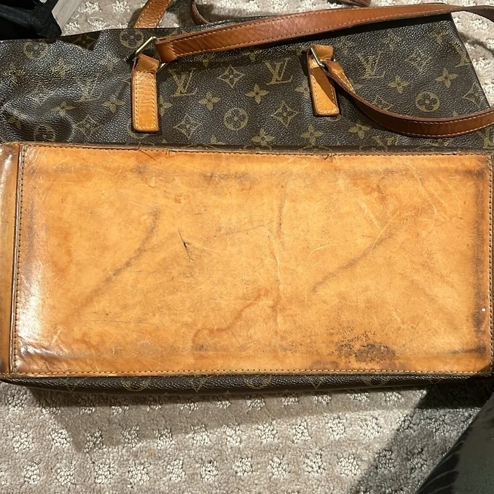 LOUIS VUITTON Monogram Cabas Mezzo